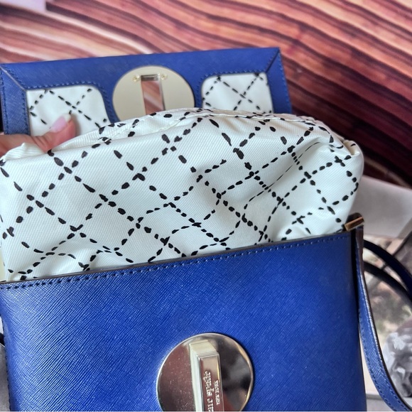 Authentic Kate Spade Navy Blue Leather Astor Court Flap Crossbody Bag excellent - Picture 5 of 15